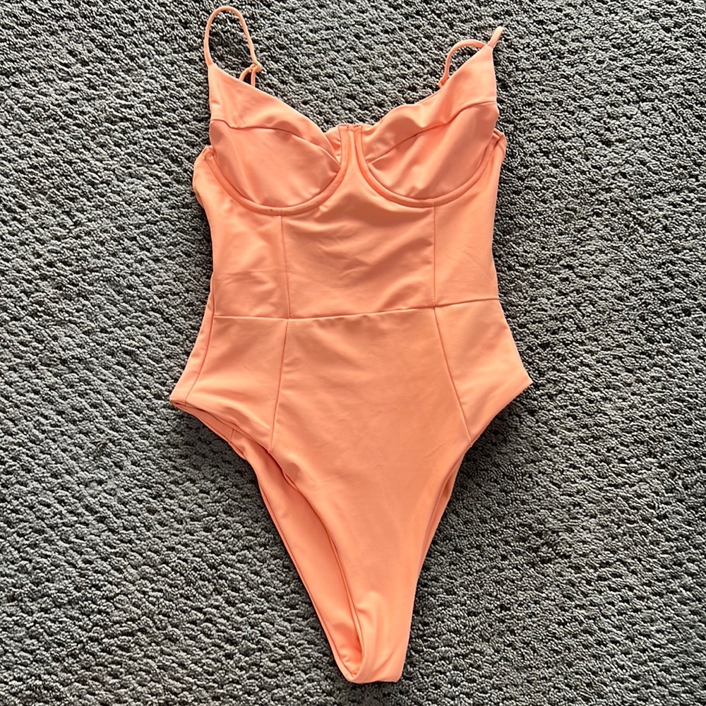 Skatie Rachel Swim - peach size medium